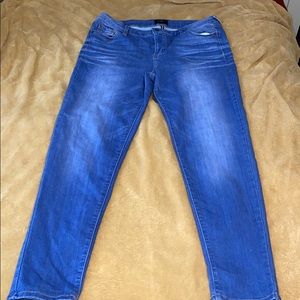 Macy’s Celebrity pink denim jeans